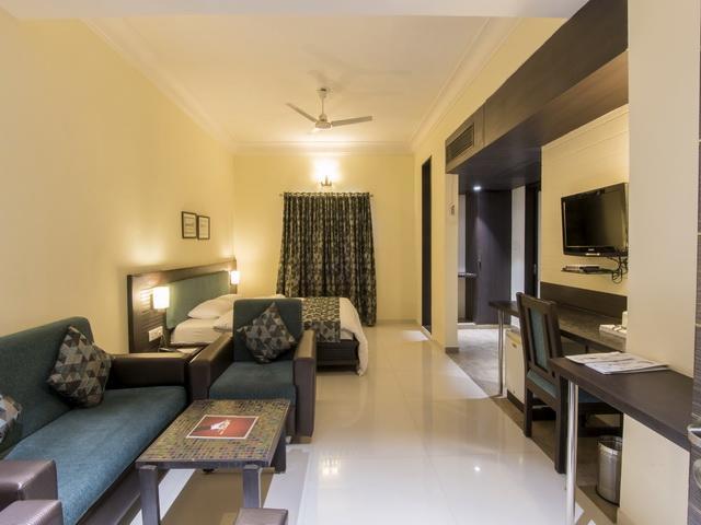 Hotel The Westend Ahmedabad Extérieur photo